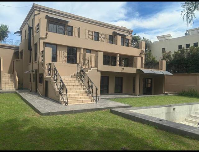 5 BEDROOM HOUSE FOR SALE IN KYALAMI ESTATE